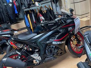 MOTORRAD ZU VERKAUFEN