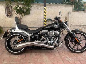HARLEY-DAVIDSON SOFTAIL BREAKOUT - 2014
