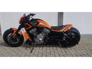 HARLEY DAVIDSON V ROD