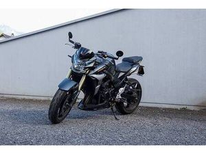 SUZUKI GSR 750 FREEGUN GOLD CANTON NIDWALD -