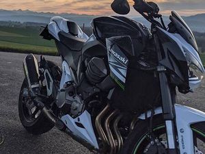 KAWASAKI Z800 PERFORMANCE ABS CANTON ARGOVIE -