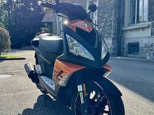PEUGEOT SPEEDFIGHT 3, 125 CCM CANTON FRIBOURG -