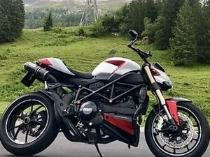 DUCATI STREETFIGHTER 848