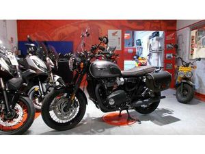 VENDO TRIUMPH BONNEVILLE T120 BLACK STEALTH EDITION (2024) USATA A AREZZO (CODICE 9878851) - MOTO.IT