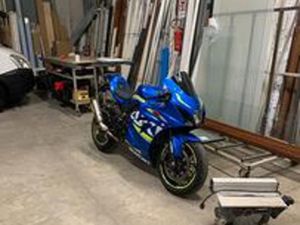 SUZUKI GSX R 1000 L7