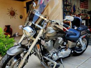 HONDA VTX 1800 CUSTOM