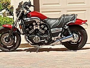 05 ANNIVERSARY EDITION VMAX