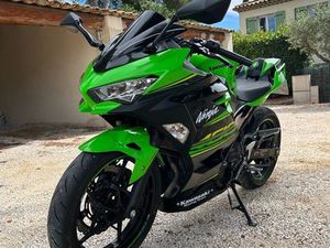 KAWASAKI NINJA 400