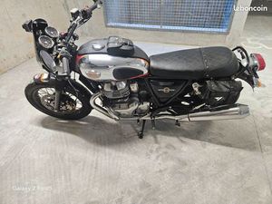 MOTO ROYALE ENFIELD 650 INTERCEPTOR