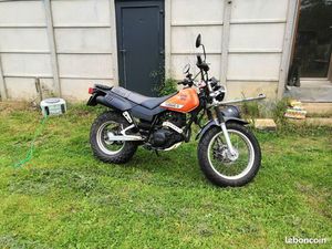 YAMAHA TW125