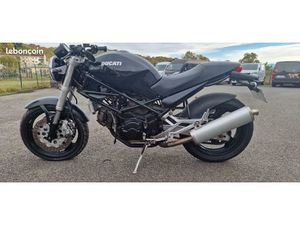 DUCATI 750 MONSTRO