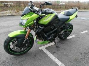 MOTO KAWASAKI Z750R