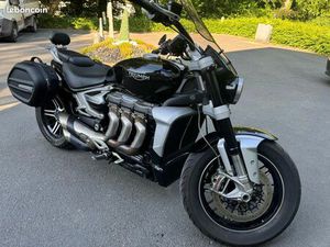 SUPERBE TRIUMPH ROCKET 3