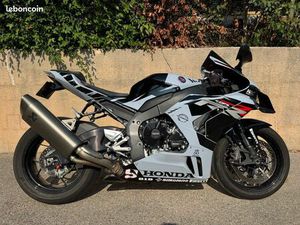 HONDA CBR1000RRR