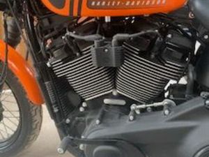 HARLEY DAVIDSON STREET BOB 114