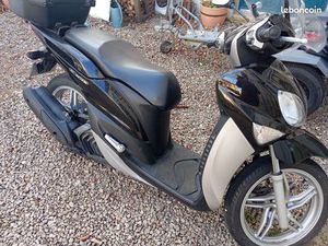 SCOOTER 125CM MBK