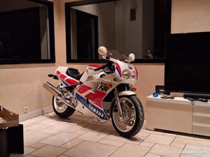 YAMAHA FZR 1000 1989