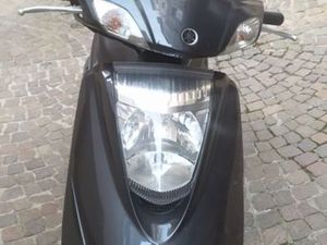 SCOOTER YAMAHA VITY 125