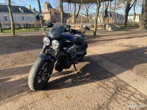 TRIUMPH ROCKET 3 STORM R