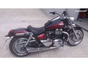 THUNDERBIRD 1700 11000KM SUPER ÉTAT