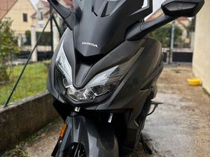 HONDA FORZA 125 (2021) NOIR – ÉTAT EXCELLENT – 25 460 KM