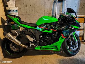 KAWASAKI NINJA ZX6R