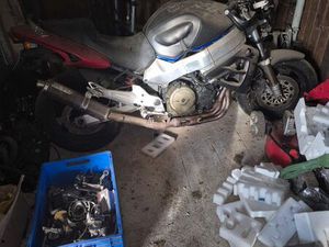 MOTO X11 AVEC CARTE GRISE