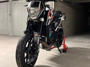 KTM 690 DUKE BRIDÉ A2