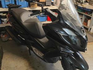 SCOOTER KYMCO 350 DOWNTOWN