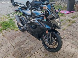 GSX-R 1000 K5