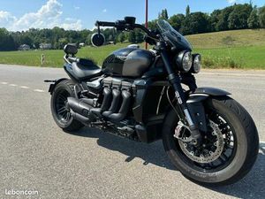 TRIUMPH ROCKET 3 GT TRIPLE BLACK
