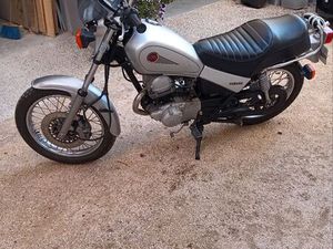 YAMAHA SR 125