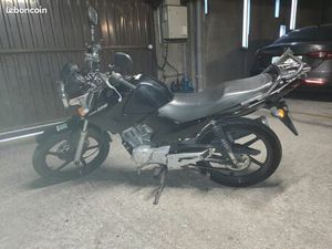 MOTO YAMAHA 125 YBR