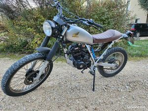 HONDA 125 NX CAFÉ RACER