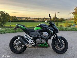 KAWASAKI Z800