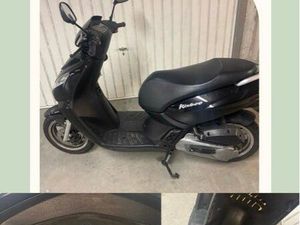 SCOOTER PEUGEOT KISBEE 4T