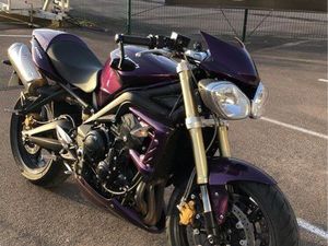 STREET TRIPLE 675 PURPLE