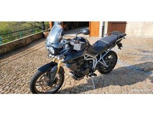 TRIUMPH TIGER 800