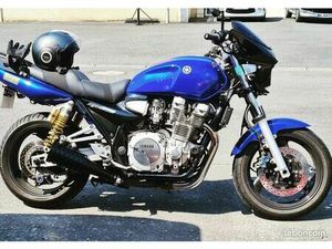 YAMAHA XJR 1300