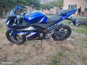125 YZF YAMAHA