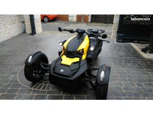 CAN-AM RYKER 900