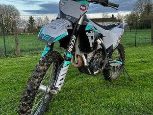 250 HUSQVARNA