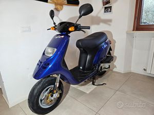 TYPHOON XR 125 DA VETRINA