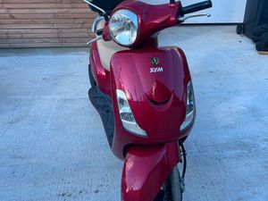 SCOOTER SYM FIDDLE II – 125CM³ – TRÈS BON ÉTAT