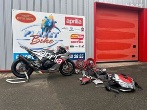 APRILIA RSV 4 RSV4 1000 RR E4 2017 - 14 060 KMS (PISTE / ROUTE)