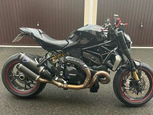 DUCATI MONSTER 1200R