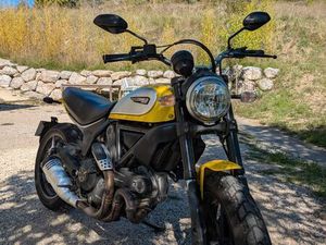 DUCATI SCRAMBLER ICON 800