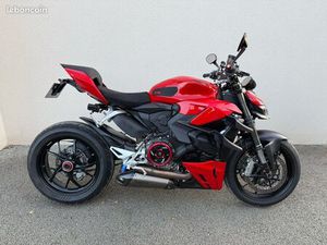 DUCATI STREETFIGHTERV2