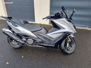 MAXISCOOTER KYMCO AK550 NOIR