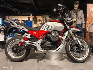 MOTO GUZZI V85TT - OP NOEL